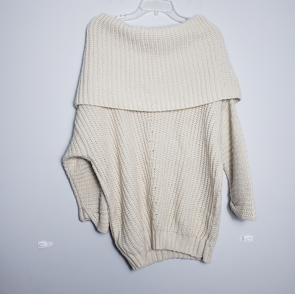 Umgee Cream Ribbed Fold Over Sweater size Small - Picture 3 of 3